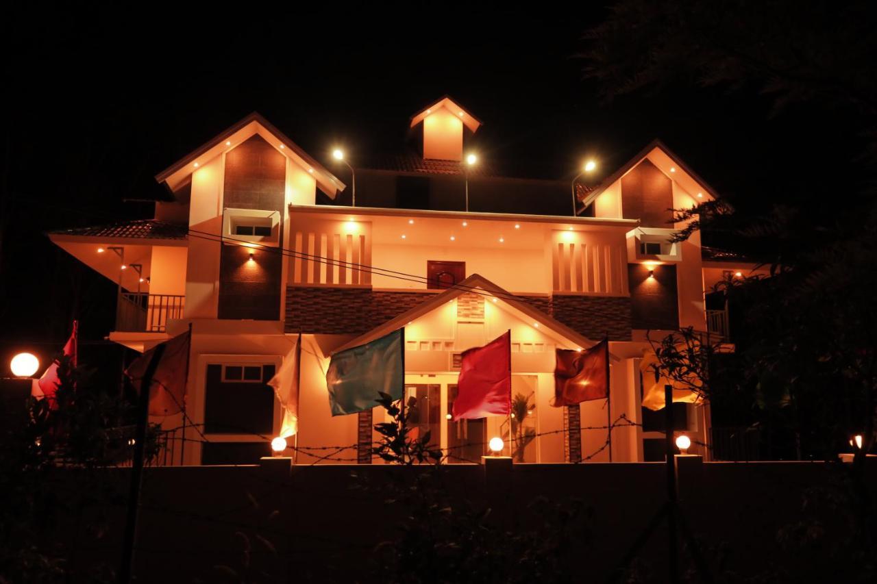 Paadi Holidays Ramakkalmedu Idukki Buitenkant foto