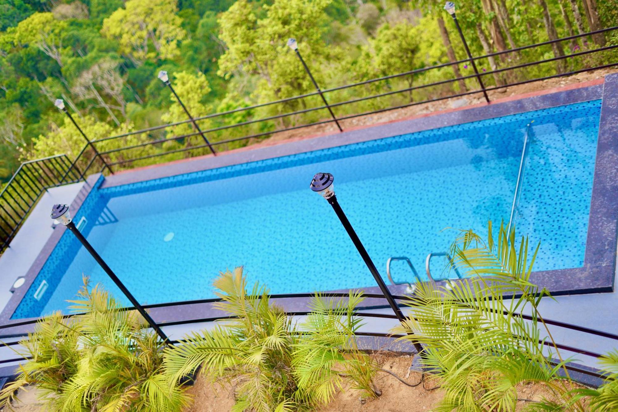 Paadi Holidays Ramakkalmedu Idukki Buitenkant foto